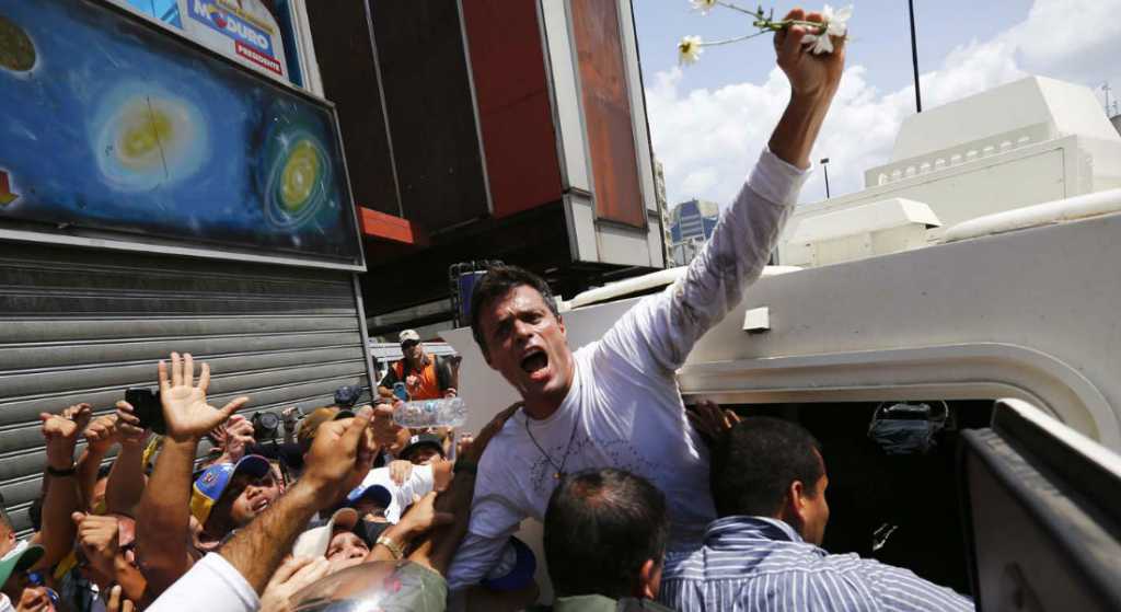 La OEA y Leopoldo López piden a Maduro cese la represión
