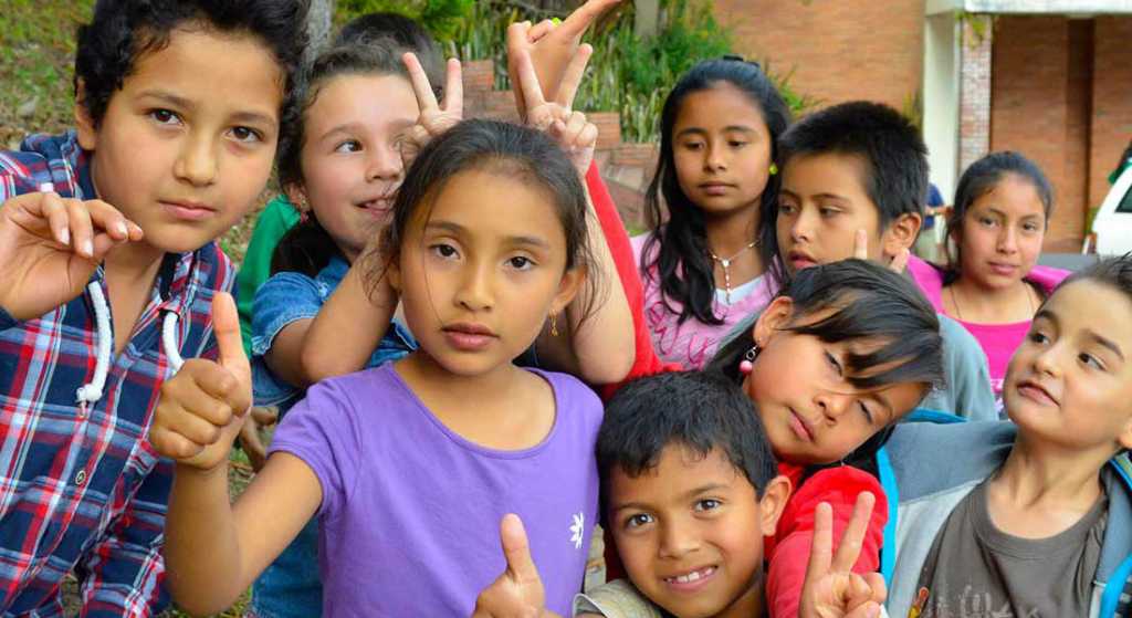 Fortalecerán protección de niñas y mujeres en Neza