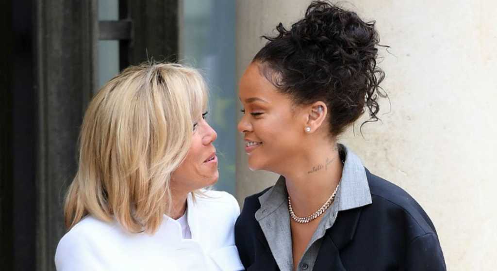 Macron recibe a Rihanna para hablar sobre educación