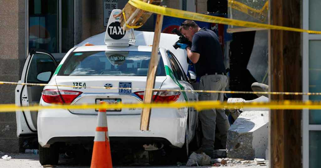 Taxista arrolla a 10 en Boston