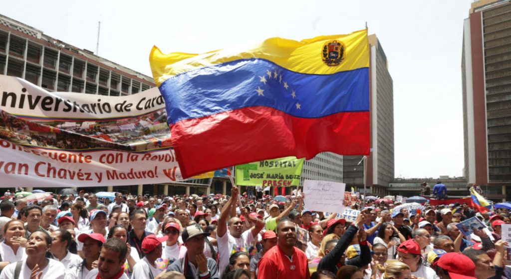 Venezuela comienza la militarización del país
