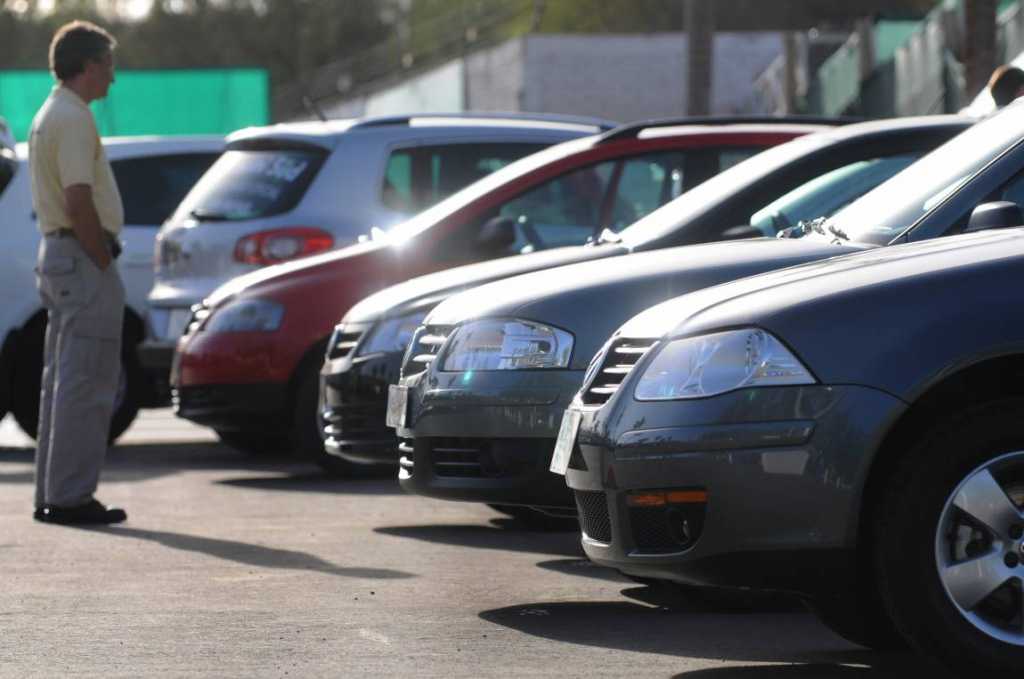 ¿Cómo vender un auto usado?, aquí la guía rápida jóven