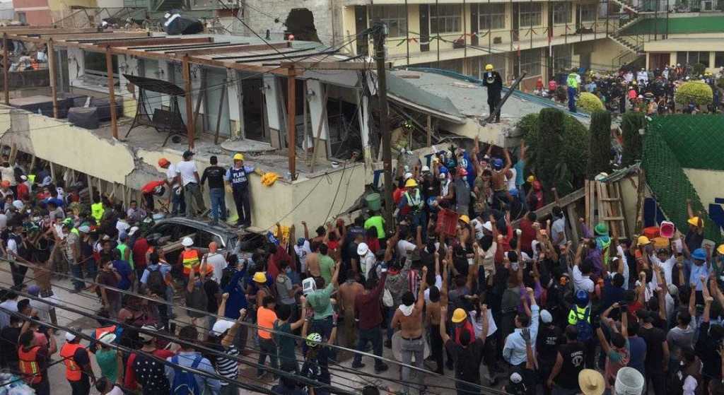 32 niños y 5 adultos fallecidos en derrumbe de Colegio Enrique Rébsamen