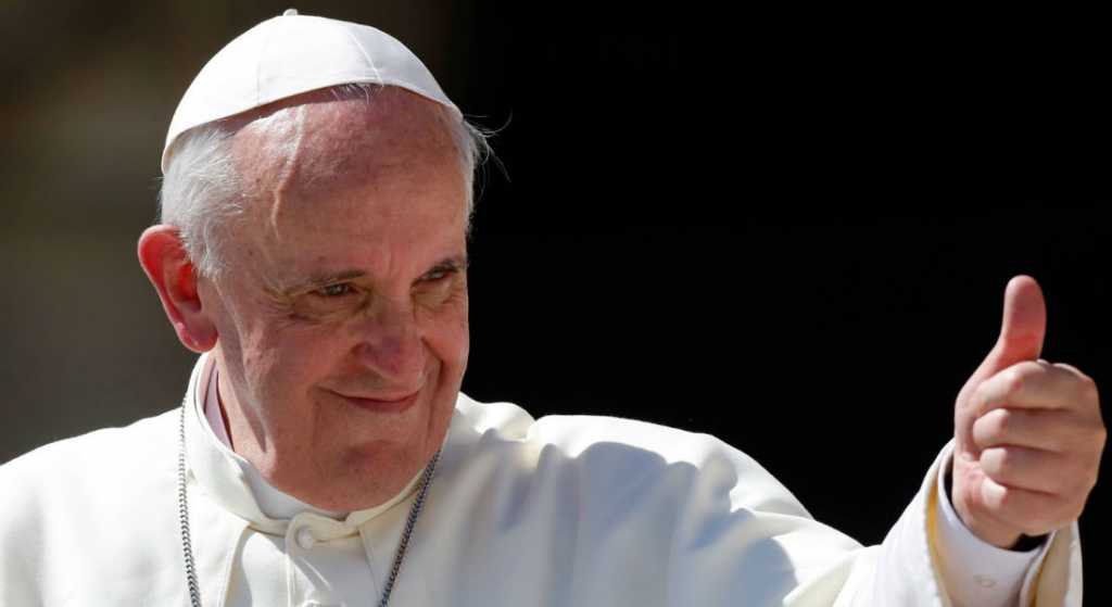 Papa Francisco alista primera donación de 150 mil dólares a México