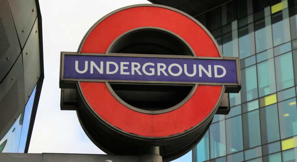 Detona artefacto explosivo en Metro de Londres