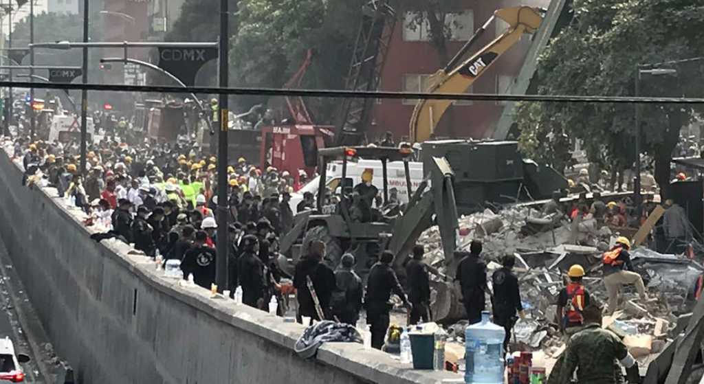 Continúan trabajos en Viaducto y Torreón, col. Roma