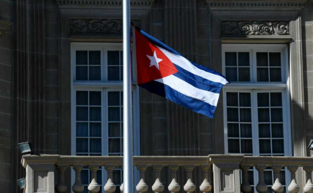 EU expulsa a 15 diplomáticos cubanos por «ataques acústicos»