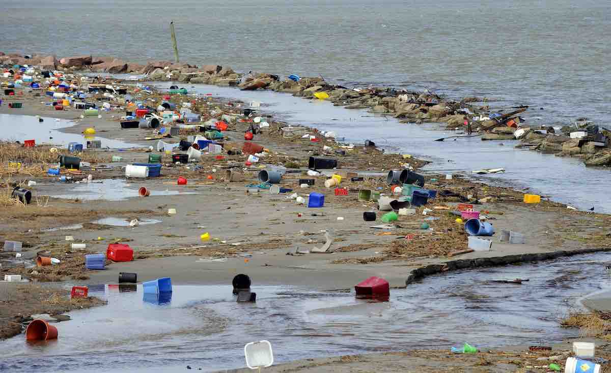 Más de 21 mil kilos de basura son recolectados en playas de Veracruz