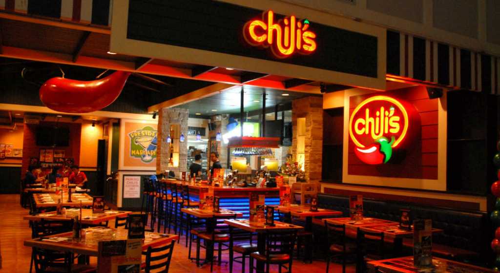 Asaltan restaurante Chili’s cuando clientes veían el futbol