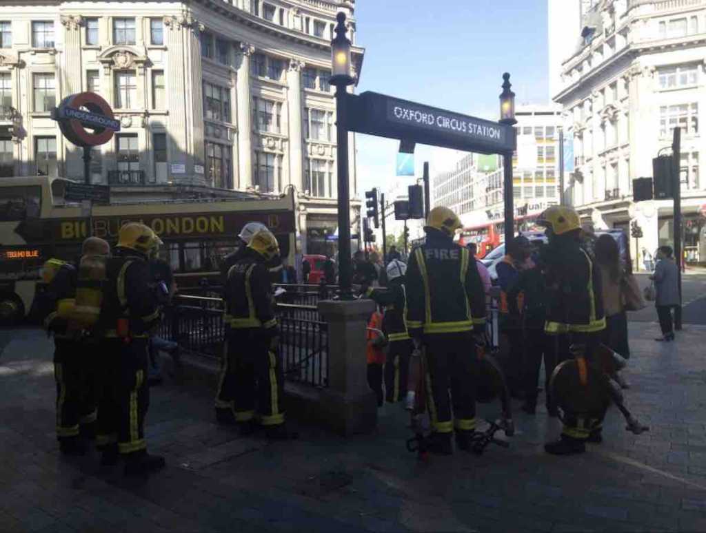 Metro de Londres sufre supuesto «ataque terrorista»