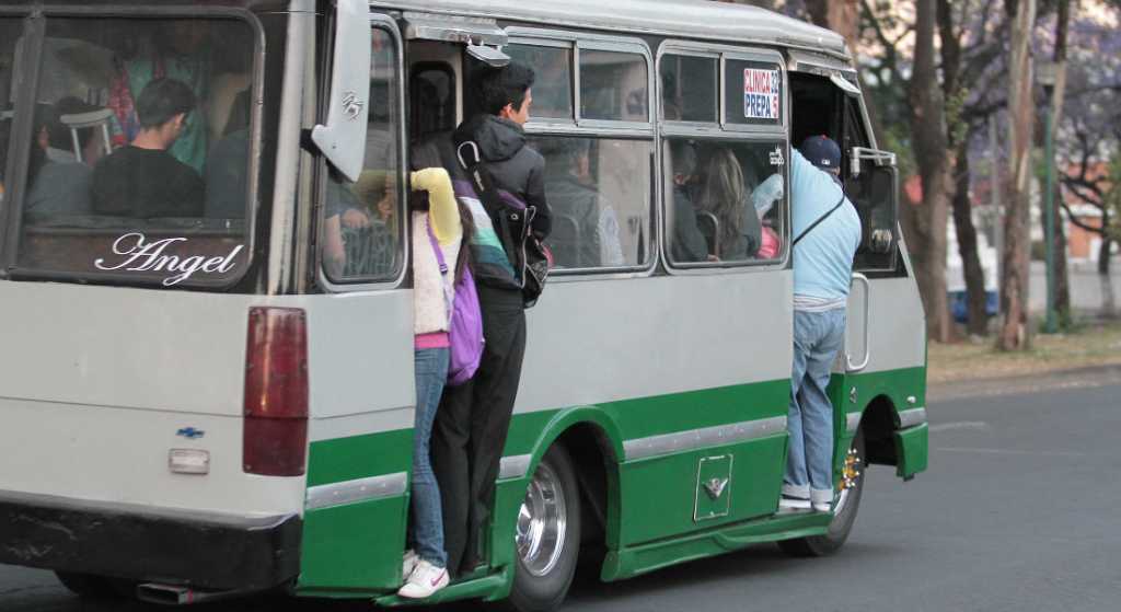Quieren privatizar los microbuses