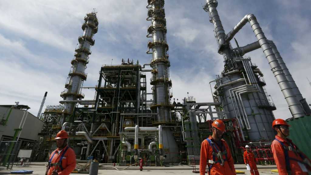 EPN anuncia el descubrimiento de un nuevo yacimiento de petróleo