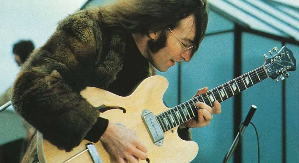 Chofer de Yoko Ono le había robado objetos de Lennon