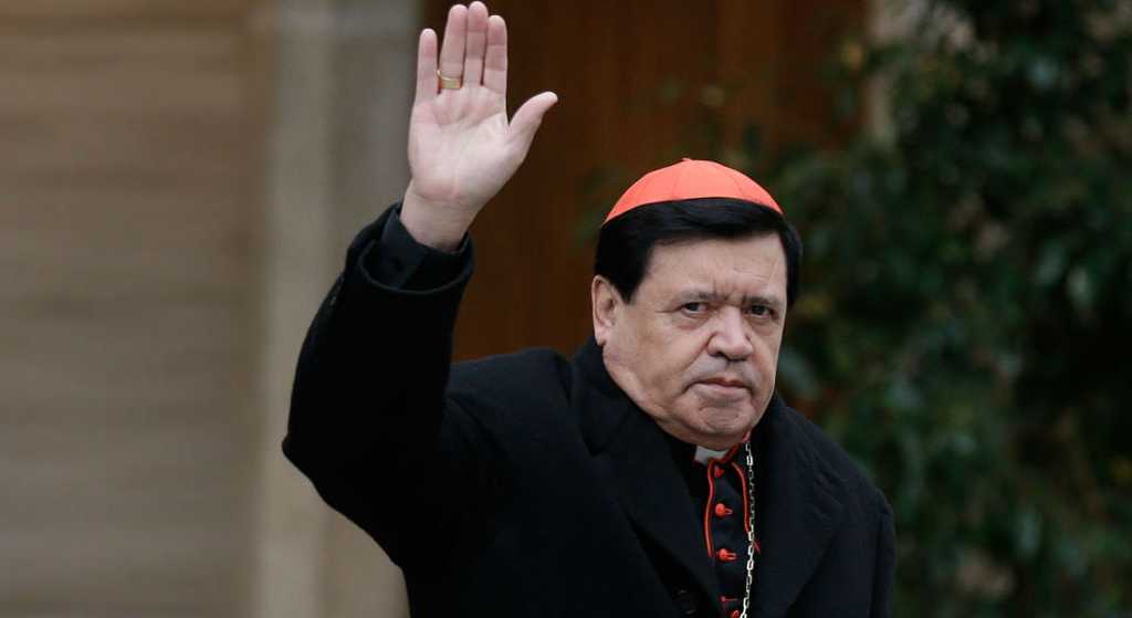 Norberto Rivera renuncia como Arzobispo