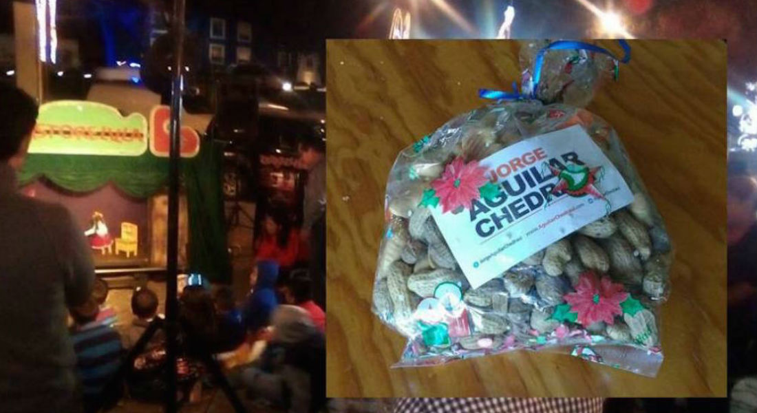 Diputado se promociona con bolsitas de cacahuates y galletas de animalitos