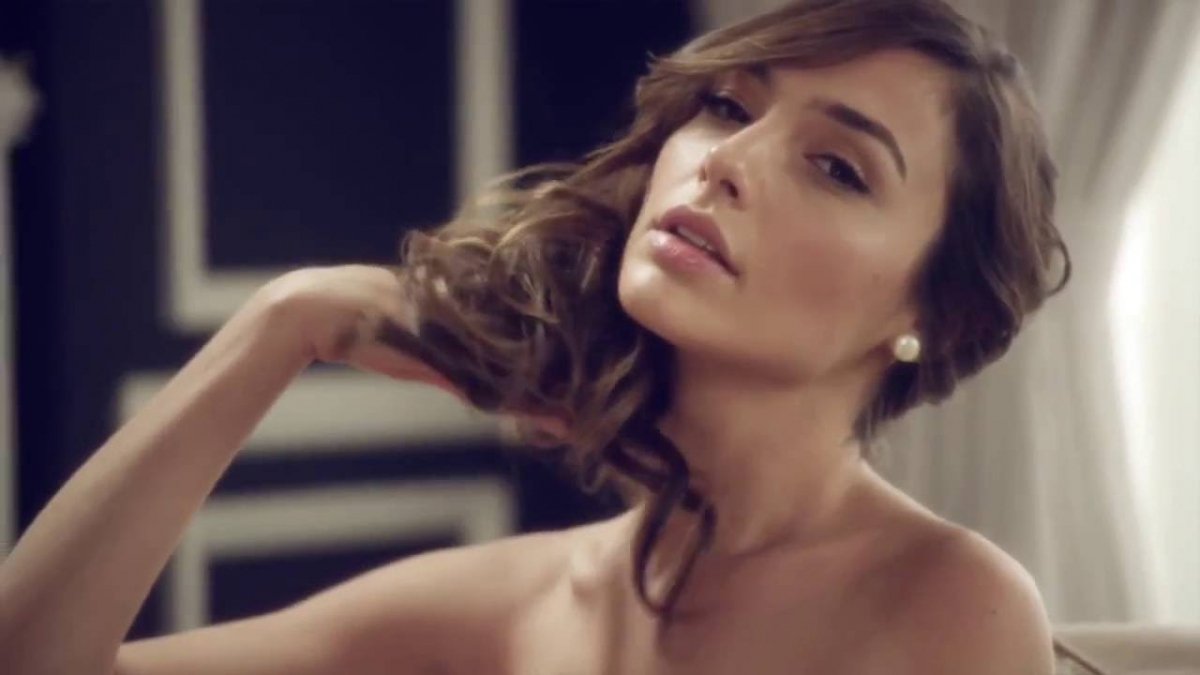 Así es como convencieron a Gal Gadot de hacer una ‘porno’