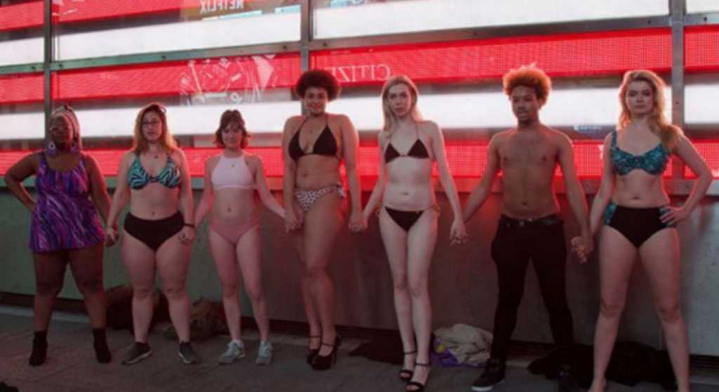 Modelos chubby protestan en NY