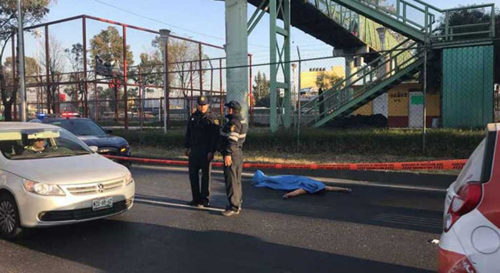 Pierde la vida al arrojarse del puente