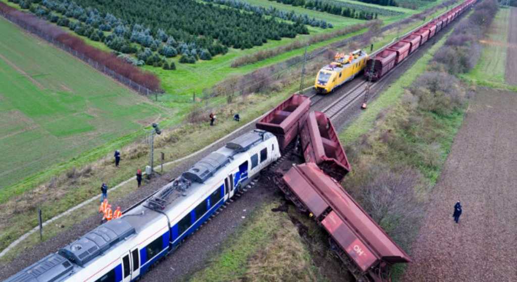 50 heridos tras choque de trenes en Alemania