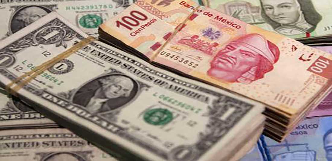 El dólar inicia el día en 19.34 pesos a la venta en el AICM