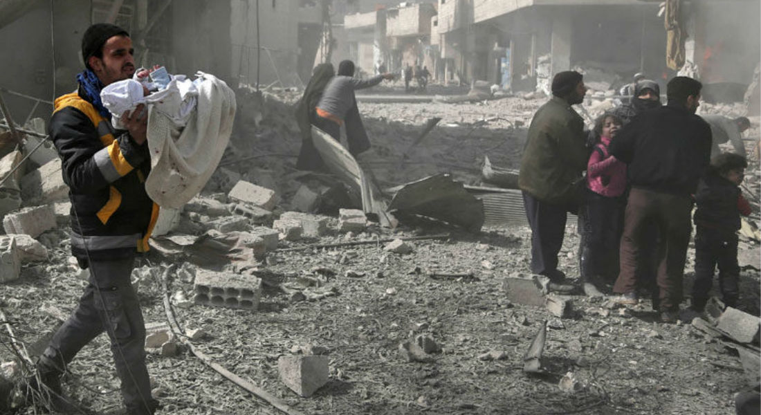 Decenas de civiles mueren por bombardeos sirios