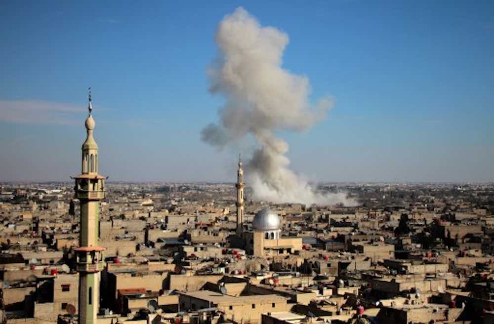 Cerca de 80 muertos por bombardeos sirios