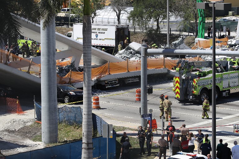 Colapsa puente en Florida y se reportan varias muertes