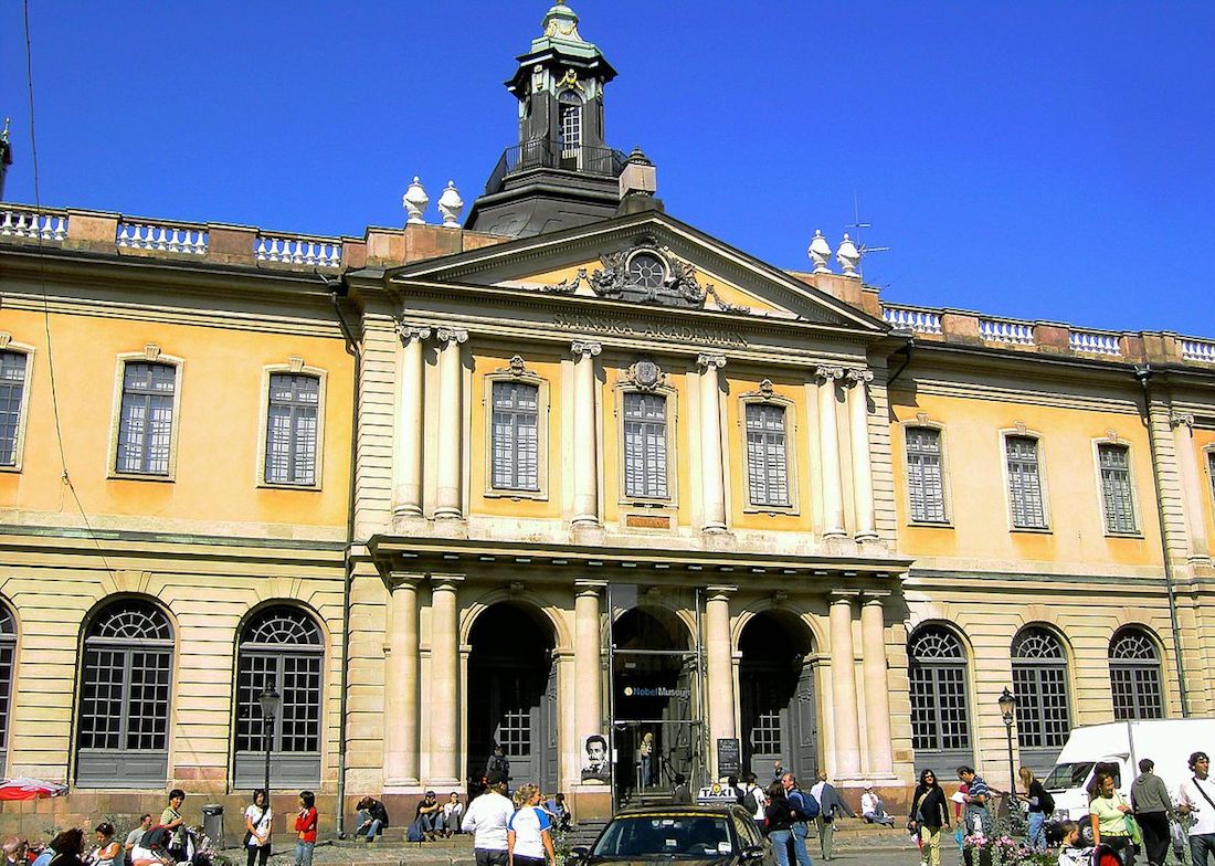 Investigan a la Academia Sueca que otorga el Nobel de Literatura