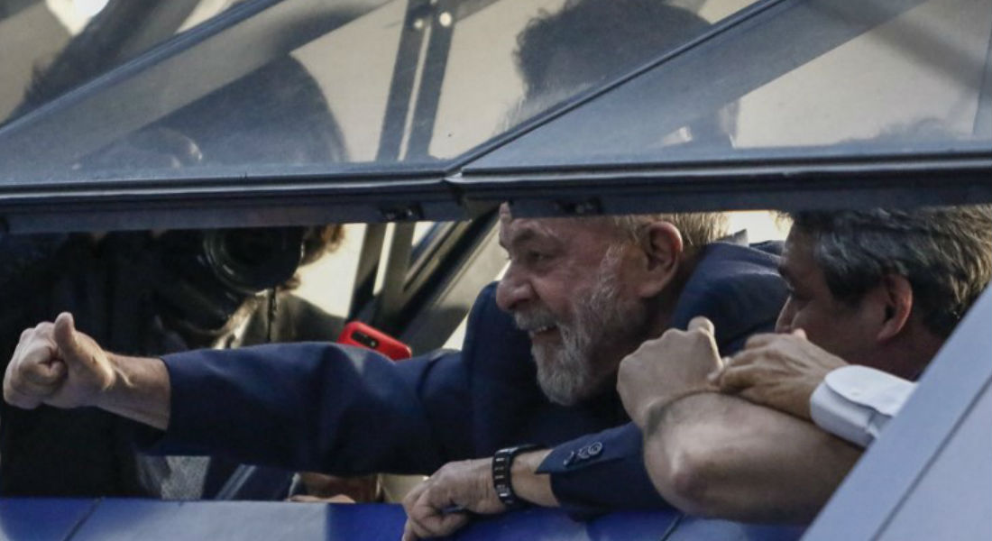 Autoridades brasileñas a la espera de que se entregue Lula