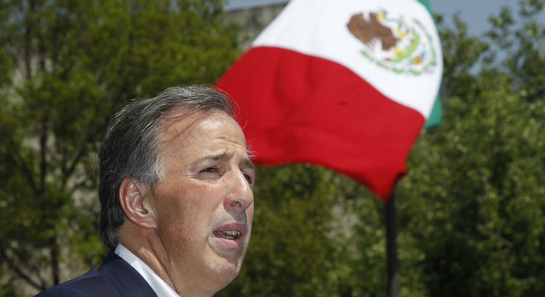 Meade asume 7 compromisos con México