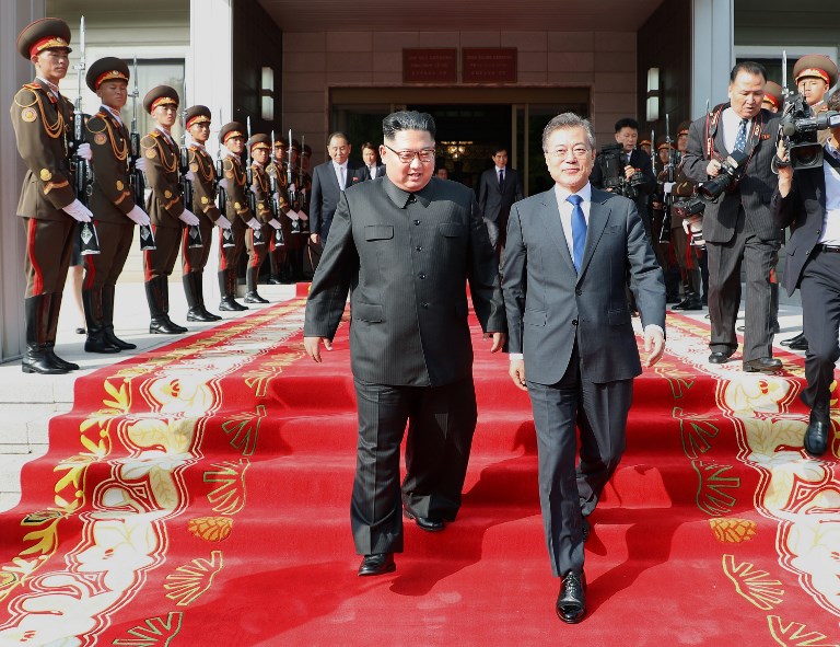 Líderes coreanos se reúnen inesperadamente en medio de incertidumbre