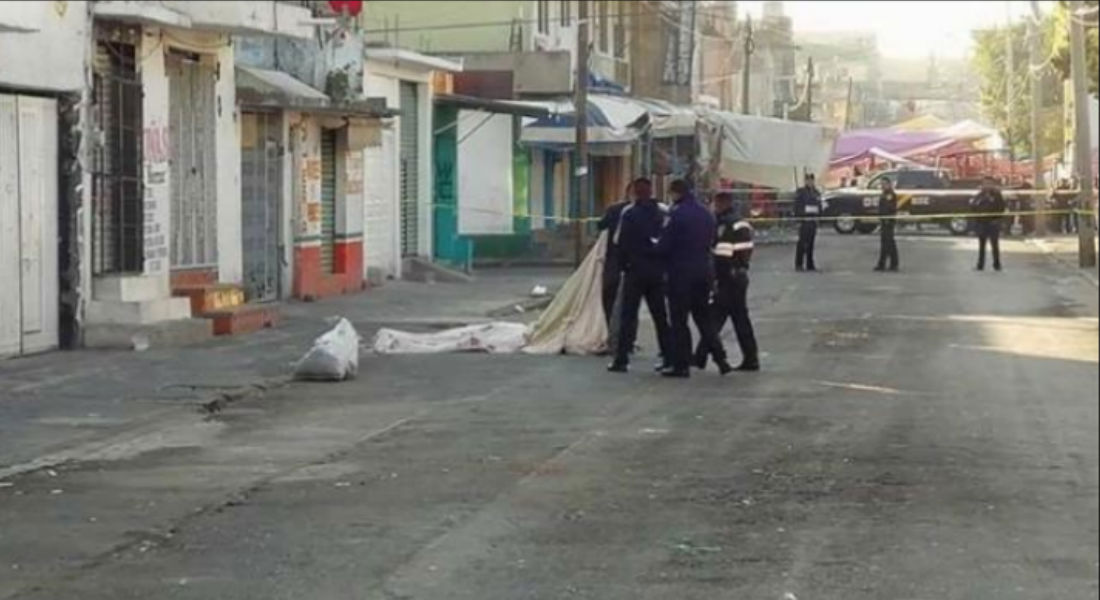 Encuentran 3 cadáveres en avenida de Iztapalapa
