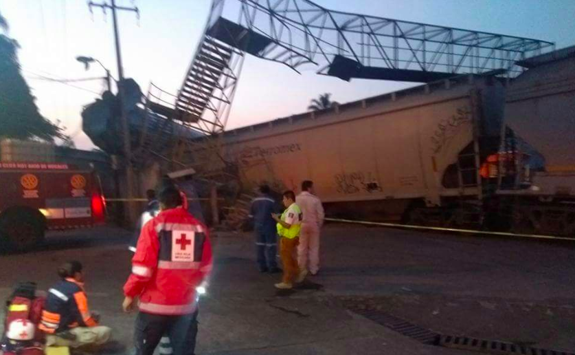Integran Comisión para investigar choque de trenes en Orizaba