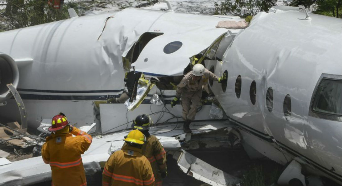 Avión sufre aparatoso accidente al aterrizar en aeropuerto de Honduras