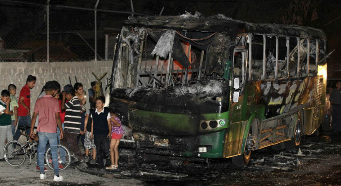 Muere bebé tras incendio provocado por crimen organizado en Jalisco