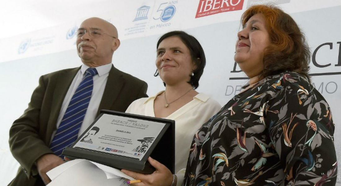 Mexicana recibe el premio Breach-Valdez de periodismo y derechos humanos