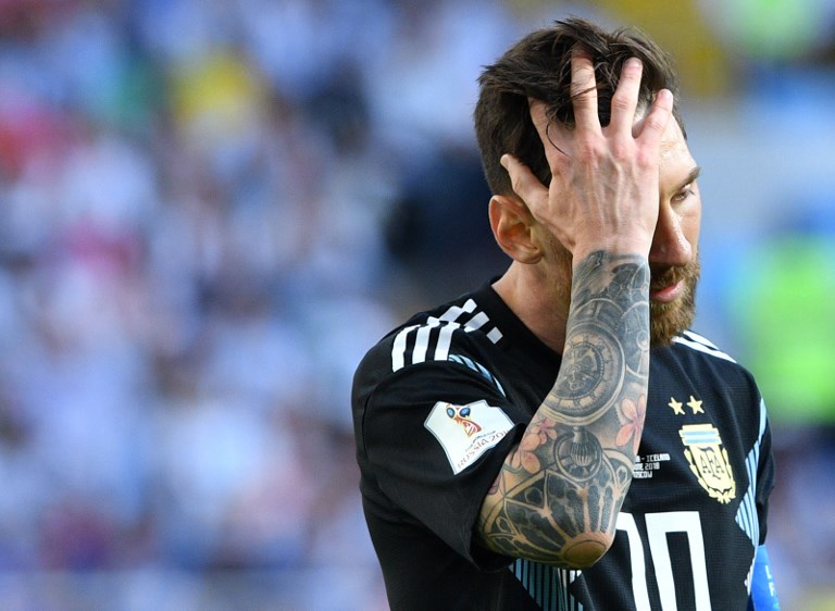 Messi falla un penal y Argentina empata 1-1 contra Islandia