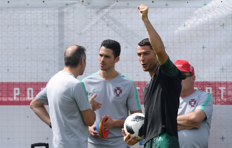 «Si Cristiano juega solo, Portugal va a perder»: técnico Santos