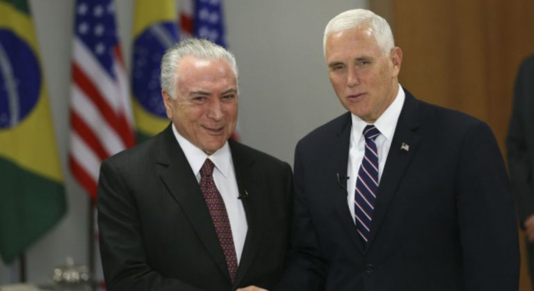 Brasil y EUA abordan éxodo venezolano en visita oficial de Mike Pence