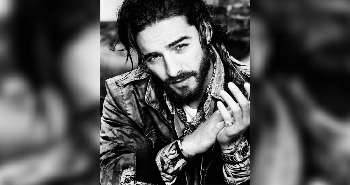 Confunden a Maluma con enfermero del IMSS y sí, es lo más divertido que verás