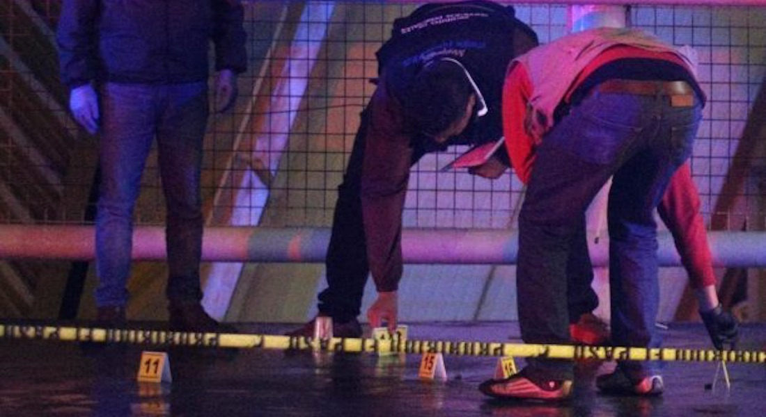 Muere hombre afuera del metro Nezahuálcoyotl tras recibir más de 20 disparos