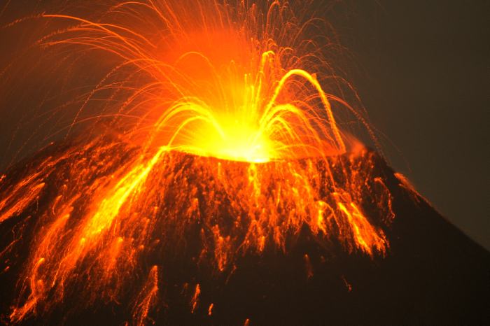El volcán de fuego será estudiado por especialistas de la UNAM 