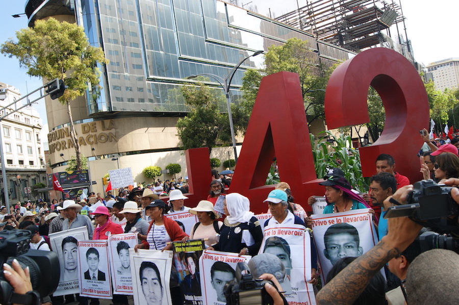 Sentencia histórica ordena nueva investigación por caso Ayotzinapa