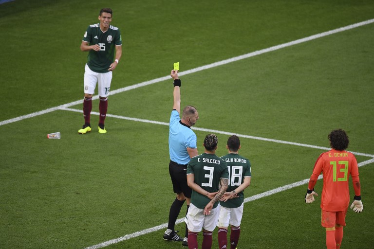 Héctor Moreno suspendido, Hugo Ayala en su lugar contra Brasil