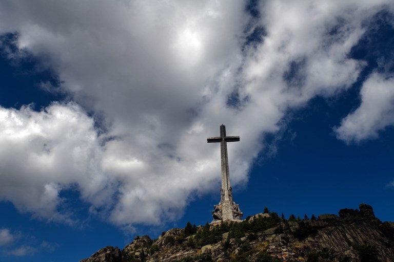 La batalla por la tumba de Franco, 40 años después