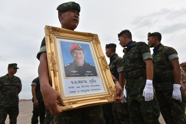 Muere socorrista que intentaba salvar a los niños en cueva de Tailandia