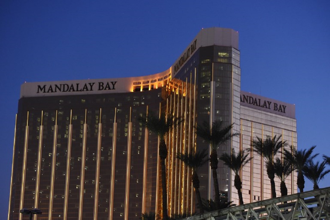 Víctimas de atentado en Las Vegas son demandas por el hotel