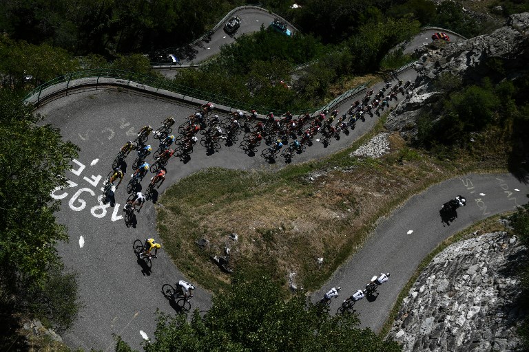 El Tour de Francia, regresa al llano tras finalizar la jornada en los Alpes