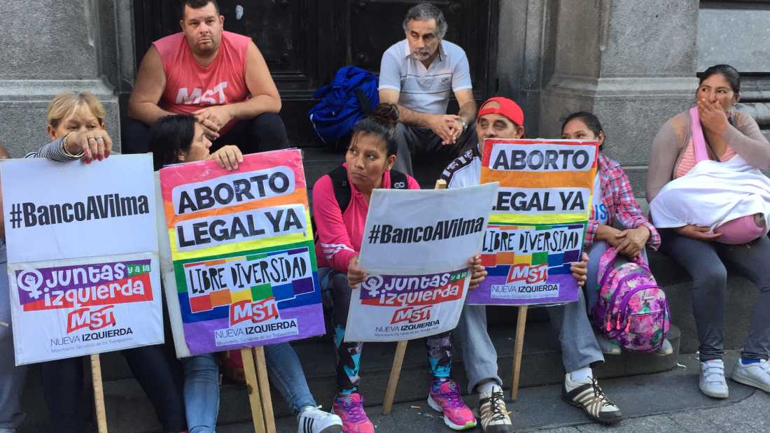 Senado de Argentina comienza debate sobre aborto