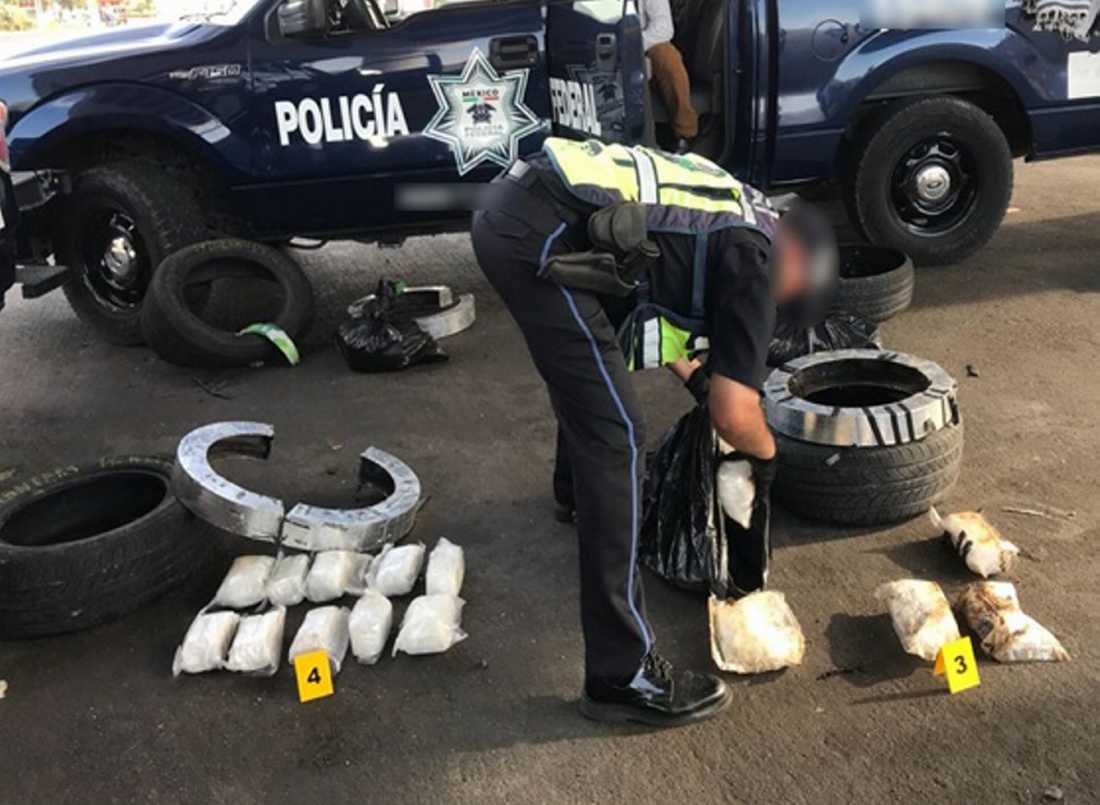Detienen a dos personas por transportar droga en Durango